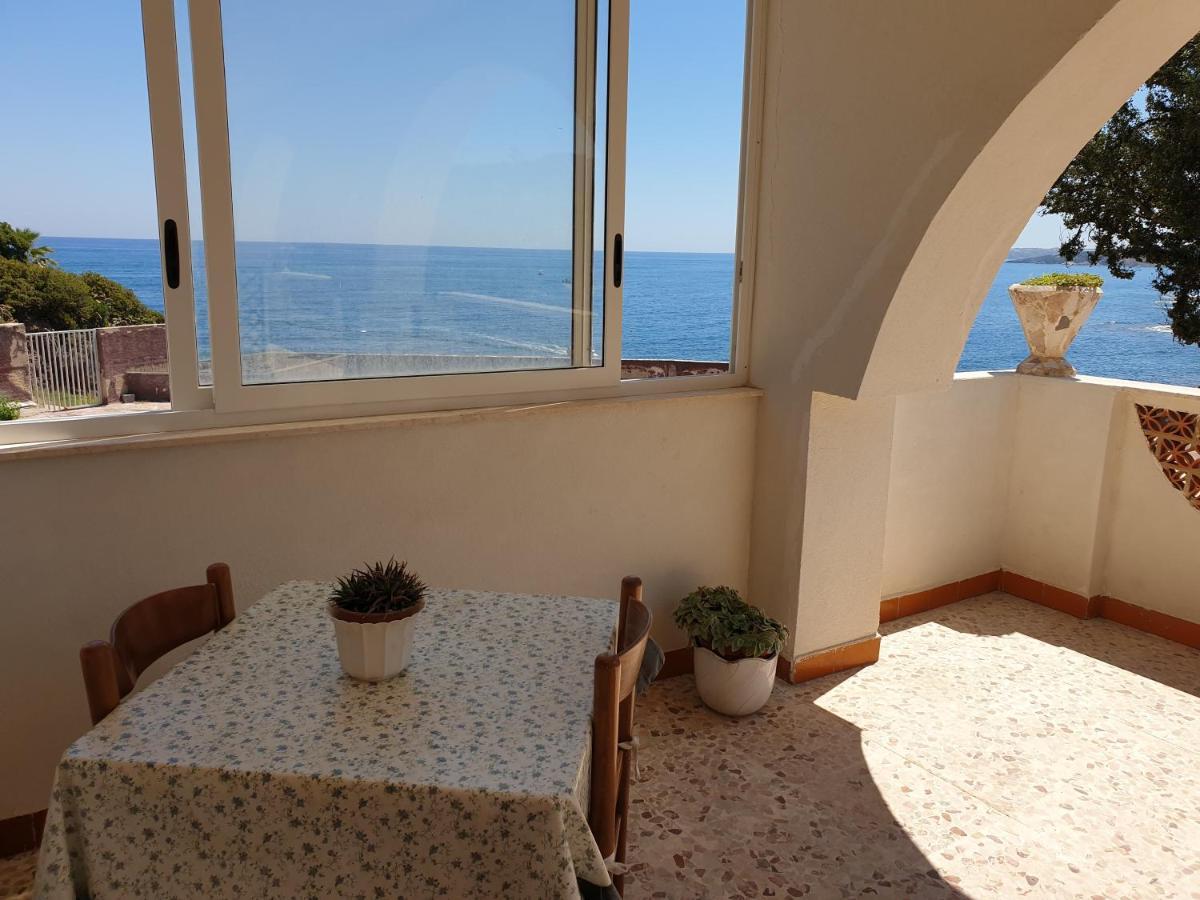 Rising Sun Bay Apartman Augusta Kültér fotó